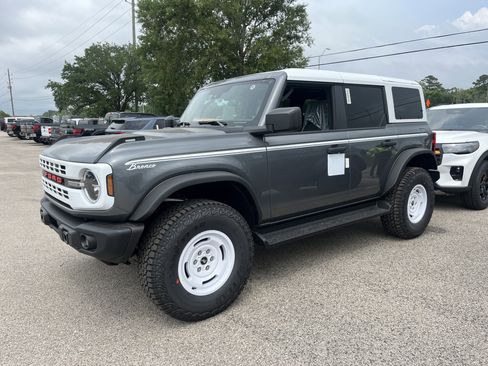 New 2026 Ford Bronco Heritage Edition AWD/4WD image 4