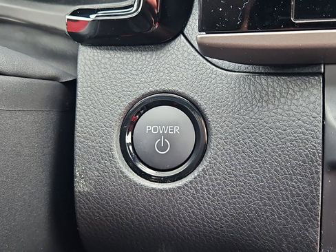 New 2026 Toyota Camry Hybrid image 14