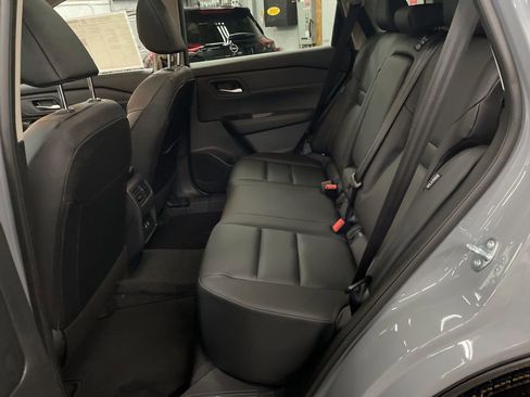New 2026 Nissan Rogue SV AWD/4WD image 25