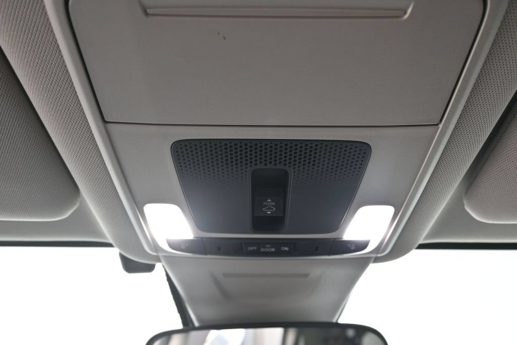 Used 2025 Honda CR-V EX image 14