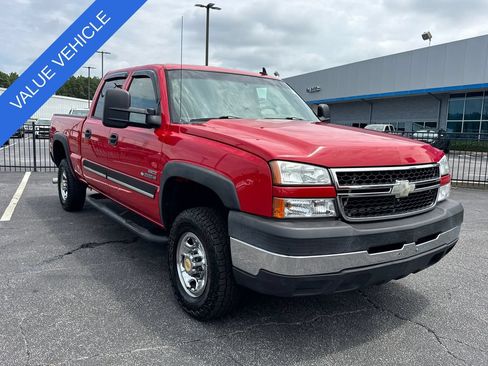 Used 2006 Chevrolet Silverado 2500 LT w/ Heavy-Duty Power Package RWD image 4