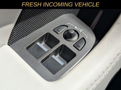 Used 2019 Jaguar F-TYPE Coupe image 23