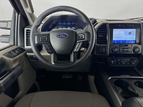 Used 2022 Ford F250 XLT w/ Black Appearance Package AWD/4WD image 19