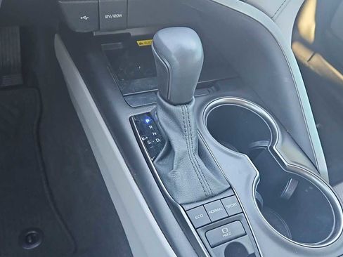 Used 2022 Toyota Camry XSE image 22