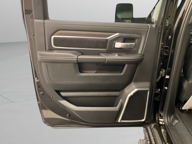New 2026 RAM 2500 Laramie w/ Night Edition AWD/4WD image 21