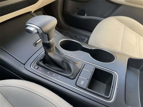 Used 2019 Kia Sorento LX image 30