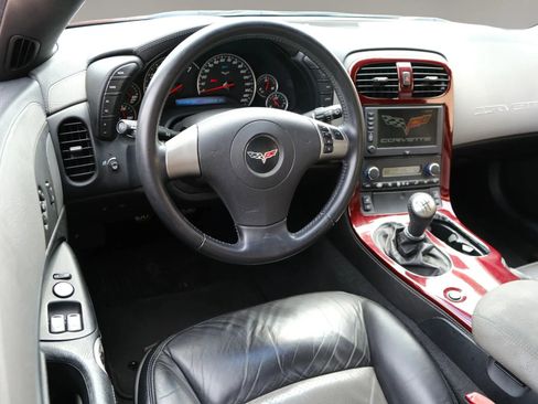 Used 2008 Chevrolet Corvette Z06 w/ Preferred Equipment Group image 32