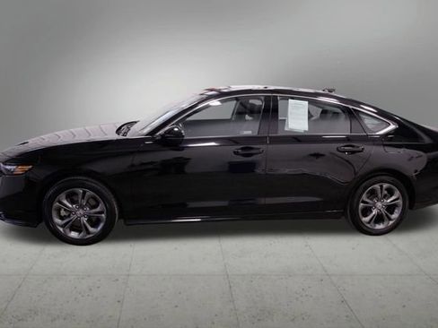 Used 2023 Honda Accord EX-L image 3
