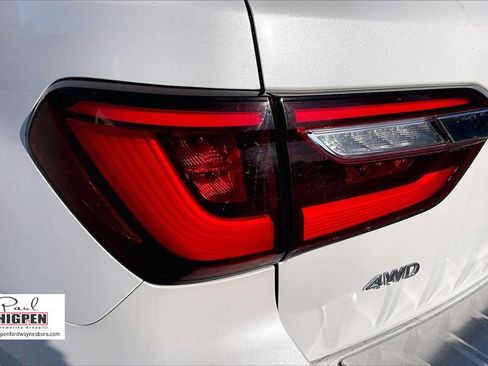 Used 2024 INFINITI QX80 Luxe image 30