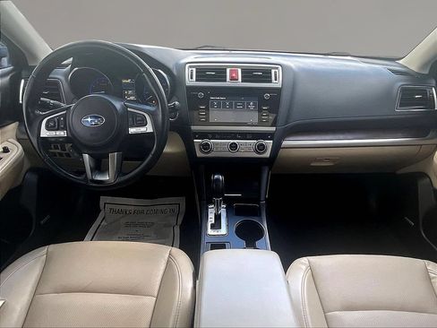 Used 2017 Subaru Outback 2.5i Limited w/ Popular Package #5 AWD/4WD image 7