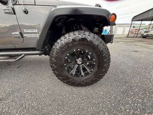 Used 2017 Jeep Wrangler Unlimited Sport w/ Quick Order Package 24S image 10
