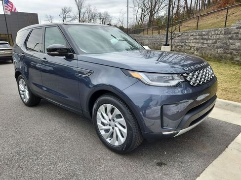 Used 2026 Land Rover Discovery S image 10