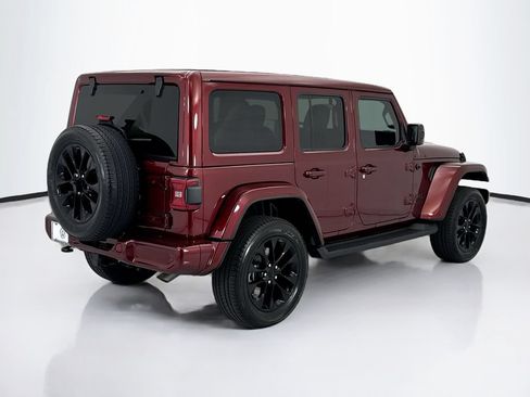 Used 2021 Jeep Wrangler Unlimited Sahara AWD/4WD image 5