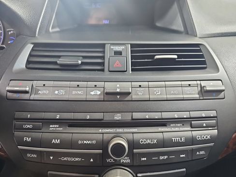 Used 2010 Honda Crosstour EX-L image 27