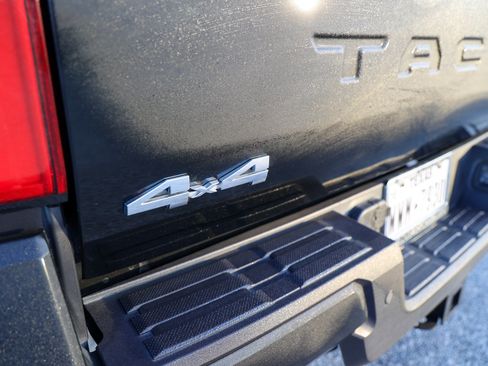 Used 2025 Toyota Tacoma SR5 w/ SR5 Upgrade Package image 14