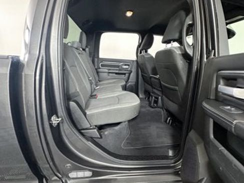 Used 2024 RAM 2500 Big Horn AWD/4WD image 6