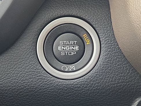 Used 2024 RAM 2500 Laramie image 22