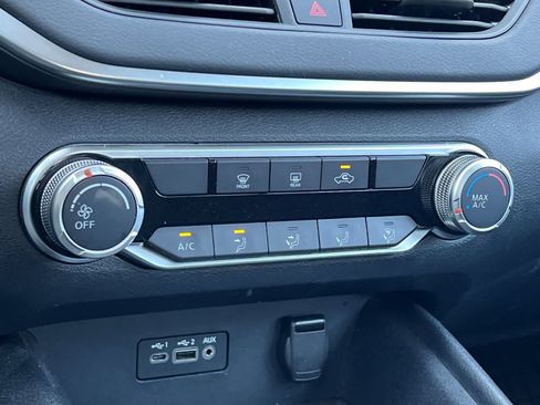 Used 2019 Nissan Altima 2.5 S FWD image 21