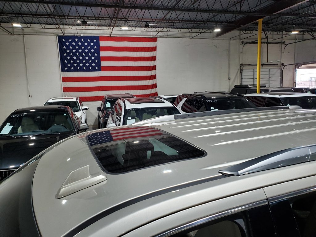 Used 2017 Cadillac Escalade Premium Luxury AWD/4WD image 47