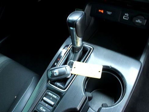 Used 2023 Honda Civic Sport image 17