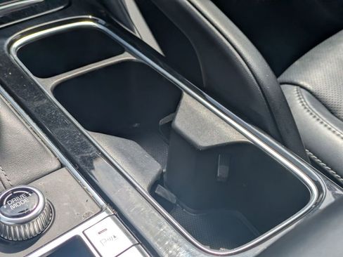 Used 2025 Kia Telluride S FWD image 18