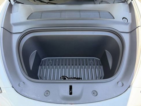 Used 2023 Tesla Model Y Performance AWD/4WD image 36