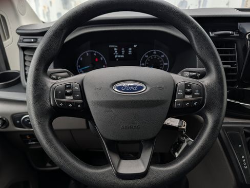 Certified 2025 Ford Transit 350 XLT RWD image 24