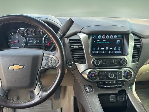 Used 2019 Chevrolet Tahoe LT RWD image 16