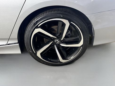 Used 2020 Honda Accord Sport image 37