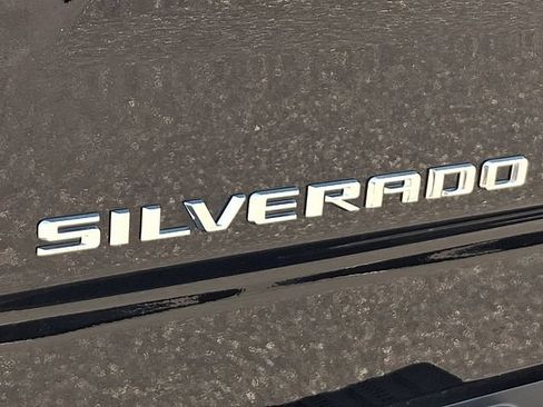 Used 2024 Chevrolet Silverado 1500 Custom AWD/4WD image 33