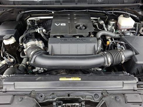 Certified 2022 Nissan Frontier SV image 29