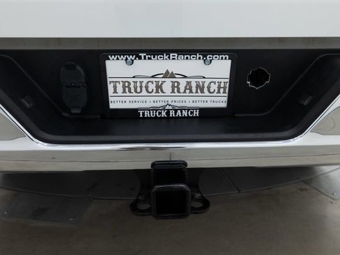 Used 2022 GMC Sierra 2500 SLE w/ SLE Convenience Package AWD/4WD image 16