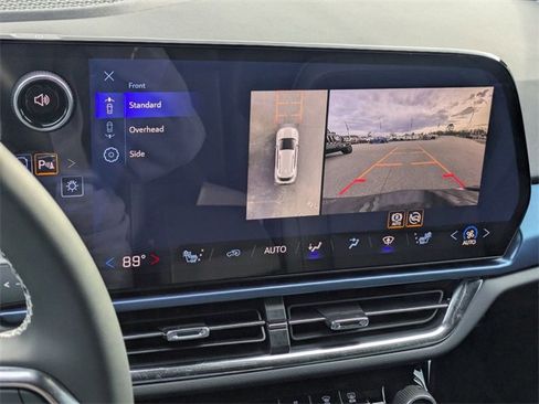 New 2026 Chevrolet Equinox EV LT image 20