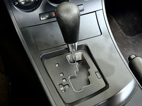 Used 2012 MAZDA MAZDA3 i Sport image 24