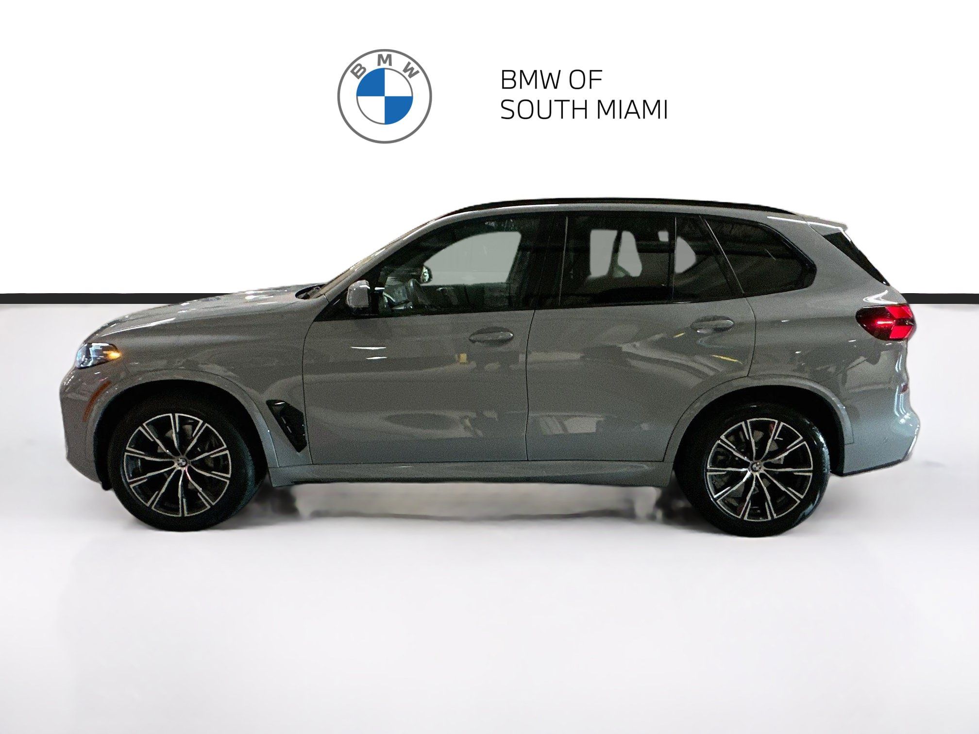Certified 2026 BMW X5 xDrive40i AWD/4WD image 4