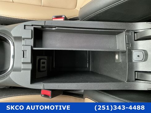 Used 2023 Chevrolet Equinox Premier image 25