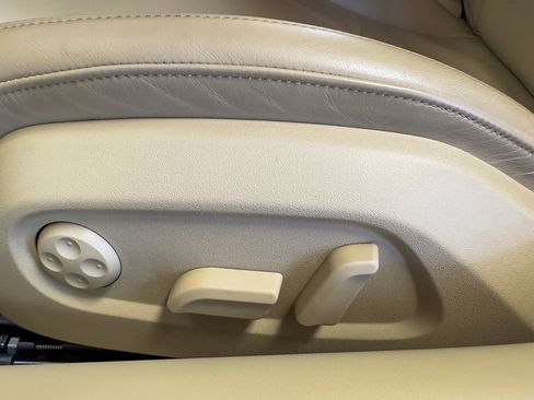 Used 2010 Audi R8 V10 image 77