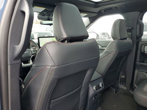 New 2026 Ford Explorer ST-Line AWD/4WD image 31