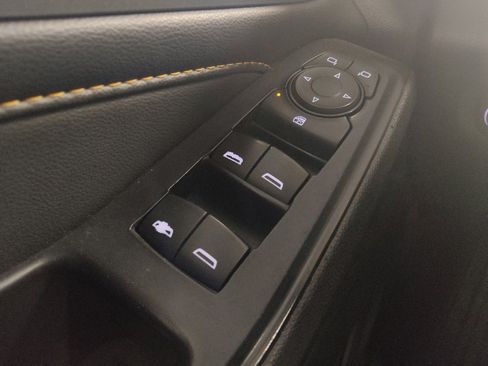Used 2020 Chevrolet Traverse LS FWD image 27