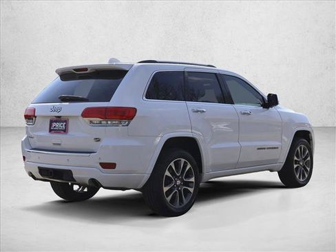 Used 2017 Jeep Grand Cherokee Overland image 5