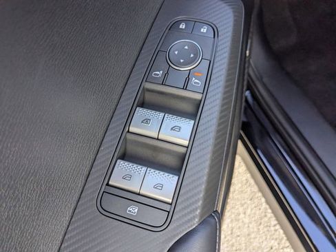 New 2025 Mitsubishi Outlander ES FWD image 19