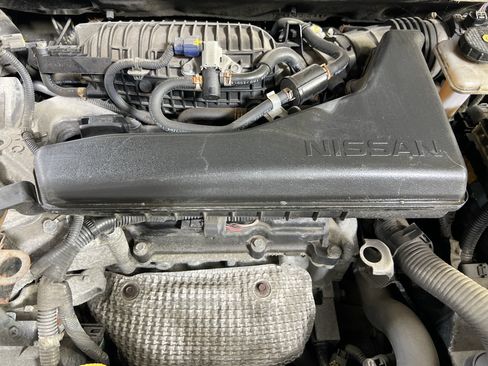 Used 2018 Nissan Rogue S AWD/4WD image 27