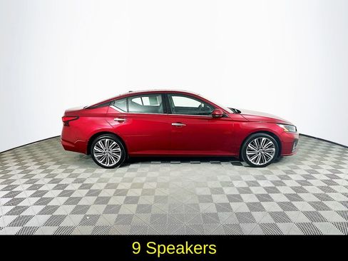 Used 2023 Nissan Altima 2.5 SL AWD/4WD image 11