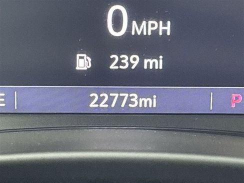 Certified 2023 GMC Terrain SLT image 12