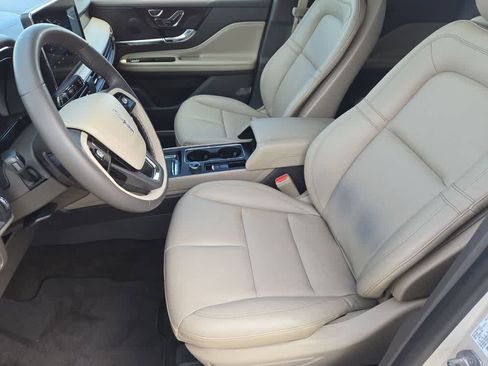 Used 2023 Lincoln Corsair FWD image 17