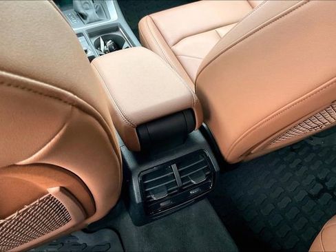 Certified 2023 Audi Q3 2.0T Premium Plus w/ Premium Plus Package image 35