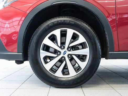 Used 2022 Subaru Outback Premium AWD/4WD image 7