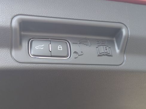 New 2026 Ford Explorer Platinum image 34