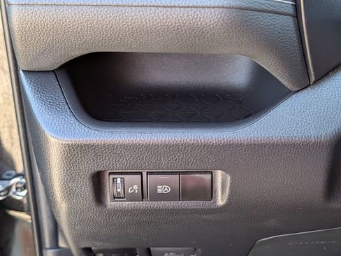 Used 2024 Toyota RAV4 XLE AWD/4WD image 23