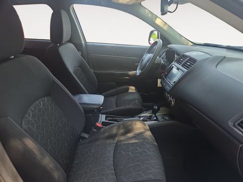 Used 2024 Mitsubishi Outlander Sport AWD image 15